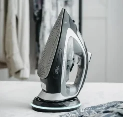 Strykjärn-Adler, Steam Iron, AD 5043