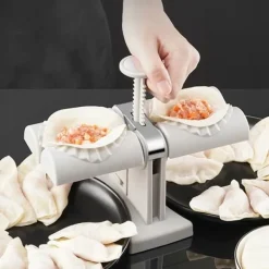 AUTOMATISK PIEROGI-MASKINENHET FÖR TILLVERKNING AV PIEROGI