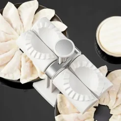 AUTOMATISK PIEROGI-MASKINENHET FÖR TILLVERKNING AV PIEROGI