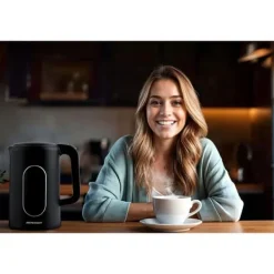 Vattenkokare-Berdsen BD-712 1,7l vattenkokare, svart och silver