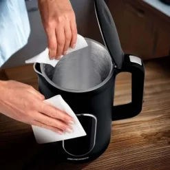 Vattenkokare-Berdsen BD-712 1,7l vattenkokare, svart och silver