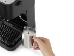 De'Longhi Stilosa EC230.BK - Kaffemaskin med mjölkskummare - 15 bar - svart