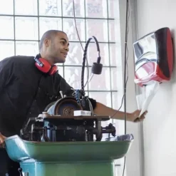 Pappershanddukar-Dispenser TORK W4 Torkduk röd