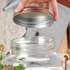 Dryckesautomater-Dryckesburk med kran och guldfärgat stativ 4,2 l + 12 glas 200 ml