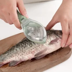 Matskalare & Urkärningsverktyg-Fish Sccaler Praktisk lättanvänd snabb fiskfjällborttagare Skalare skrapa verktyg med lock för hemköket