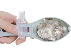 Fiskfjällare / Skalare - Skalar bort fjäll från fisk