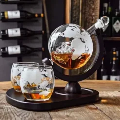 Globe Decanter Karaff och glasögon (x2) - Maestro Gift