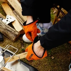 Grytlappar & Grillvantar-Grillhandskar i spaltläder värmeisolerande skållningsskyddande handskar