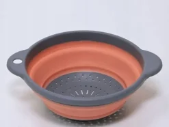 Durkslag & Silar-Hopfällbar pastasil i silikon 23 cm