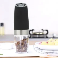 Juicepressar-Hushålls multifunktionell elektrisk malningsverktyg pepparkvarn induktion kryddkvarn köksredskap (svart)