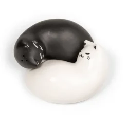 Salt- & Pepparströare-Kikkerland - Purrfect Salt Pepper Shakers - Black and White - 8.25 cm x 3.75 cm x 6.5 cm