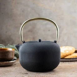 Kaffe- & Tekannor-KINGHOFF Gjutjärnsteapot 1L med filter Guld