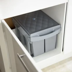 Källsorteringskärl-Källsortering med 4 fack