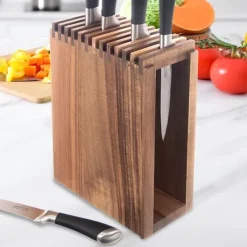 Knivställ i trä med fack