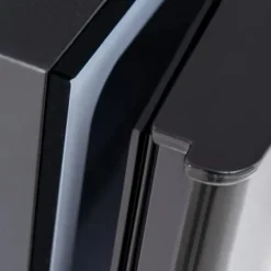 Kombinerad Kyl- & Frys-Kyl-Frys Kombi, 86.8 cm, 60L kyl, 22L frys, 102 kWh/år, Svart, Energieklass E