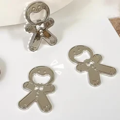 Magnetisk ölflasköppnare Söt pepparkakor i form av zinklegering platt flasköppnare för bartenderkylskåp