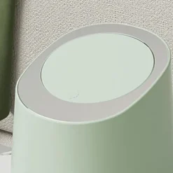 Mini Bänkskiva soptunna Liten Plast Bänkskiva Papperskorg Avfallsdunk med presstyp Lock för badrum Sovrum Vardagsrum Sminkbord Morino Green