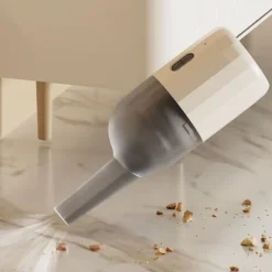 Handdammsugare-Mini Dammsugare för Skrivbordet - Hög Sugkraft, Portabel Smuldammsugare, Kompatibel med Datorer och Bilar