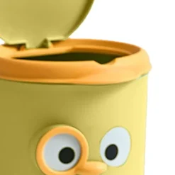 Mini papperskorg med lock Söt tecknad design Plastbänkskiva med lock för bord sängbord skrivbord kontor gul