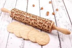 MoodForWood Träkavel, Graverad, 43 cm med Handtag, Perfekt för Bakning - Roliga Katter Mönster