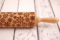 MoodForWood Träkavel, Graverad, 43 cm med Handtag, Perfekt för Bakning - Flower Power Blommönster