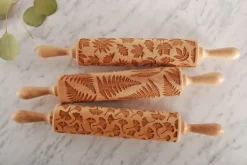 MoodForWood Träkavel, Graverad, 43 cm med Handtag, Perfekt för Bakning - Ginko Biloba Mönster