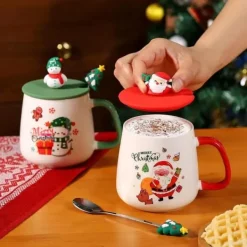 Kaffe- & Teserviser-1-pack utsökt 3D-kaffekopp i keramik med lock, julmugg, med ett sött trädmönster på handtaget
