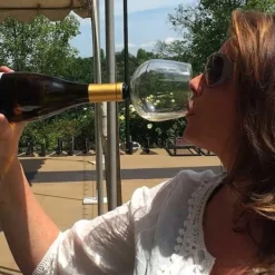 Flaskstopp & Flaskförslutare-Propp i form av ett vinglas - H 13 cm Transparent