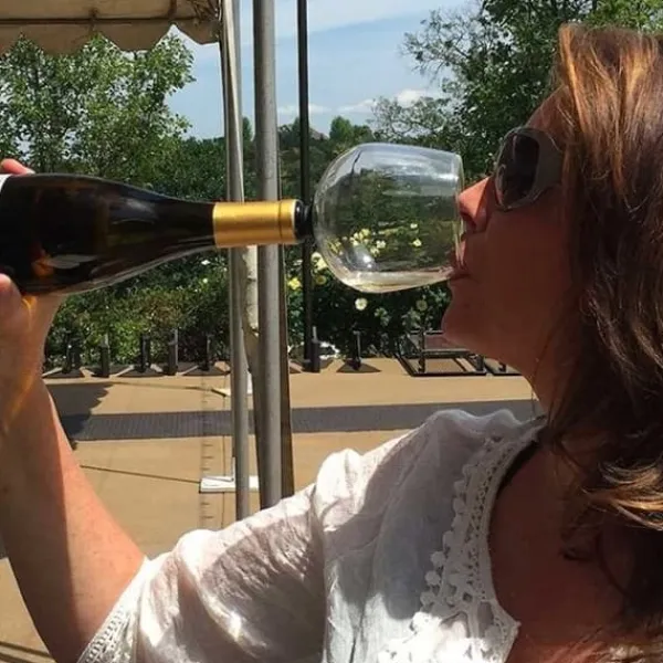 Flaskstopp & Flaskförslutare-Propp i form av ett vinglas - H 13 cm Transparent