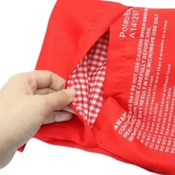 Påse för att koka röd potatis på 4 minuter i mikron