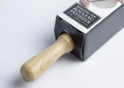 Kavlar-RENGÖRING AV PATEKAPEN I TRÄ OCH INOX