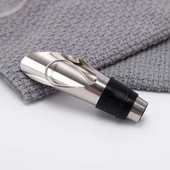 Rostfri Vinluftare – Dekanteringspip för Vin