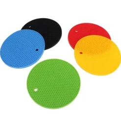 Karottunderlägg-Runda silikonunderläggsmattor - 5-pack, 7 tum, värmebeständiga grytlappar (gul/svart/röd/blå/grön)