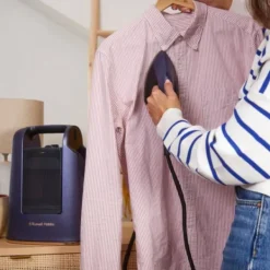 Ångpressar-Russell Hobbs Steam Genie Maestro klädesångare