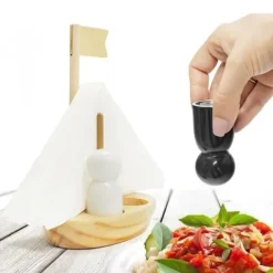 Salt- & Pepparströare-Sailors Handdukshållare och Salt Pepper Shaker Boat - Maestro Gift