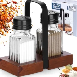 Salt- & Pepparströare-Salt- och pepparkar med stativ, 3 stycken.