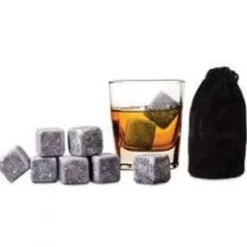 Set med 8 whiskystenar