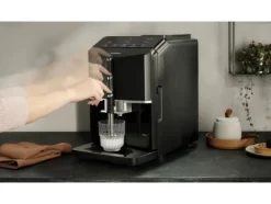Siemens Kaffemaskiner & Espresso-EQ.300 TF301E19 - Automatisk kaffekokare med mjölkskummare - 15 bar - pianosvart