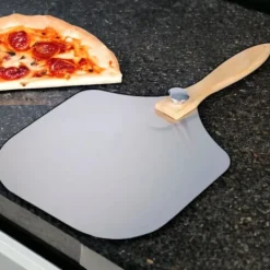 Pizzaspadar-SKADARE PIZZA BRICKA FYRKANTIG VICKBAR 3348