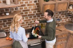 Karottunderlägg-SKÄRBRÄDA I GLAS 52x30 BLOMMOR