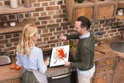 SKÄRBRÄDA I GLAS 52x40 CHILI