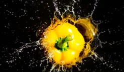 Skärbrädor-SKÄRBRÄDA I GLAS 52x30 PAPRIKA