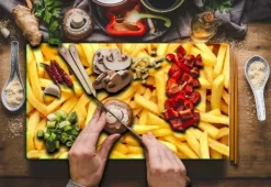 Karottunderlägg-SKÄRBRÄDA I GLAS 52x30 POMMES FRITES