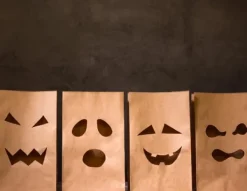 Karottunderlägg-SKÄRBRÄDA I GLAS 52x40 SMILE