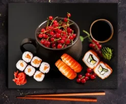 SKÄRBRÄDA I GLASPLATTA 52x40 FRUKT