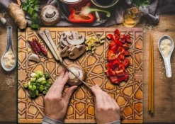 Skärbrädor-SKÄRBRÄDA I GLASPLATTA 52x40 MOSAIK