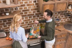 SKÄRBRÄDA I GLASPLATTA 52x40 MOSAIKKAKEL