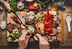 Skärbrädor-SKÄRBRÄDA I GLASPLATTA 52x30 TRÄ