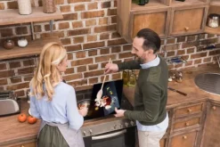 SKÄRBRÄDA I GLASPLATTA 52x40 TÅRTA