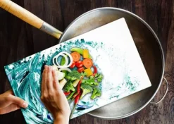 SKÄRBRÄDA I GLASPLATTA 52x30 VÅG